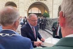 bcef6f3f-00ec-4189-80e9-5ed59b02340b