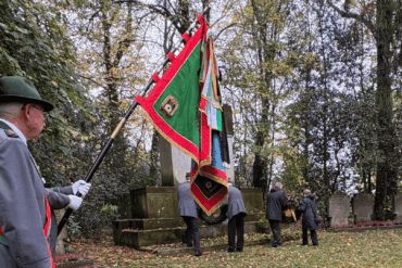Fünfmal Spannung pur: Das Heiermann-Dartturnier begeistert Etzhorn